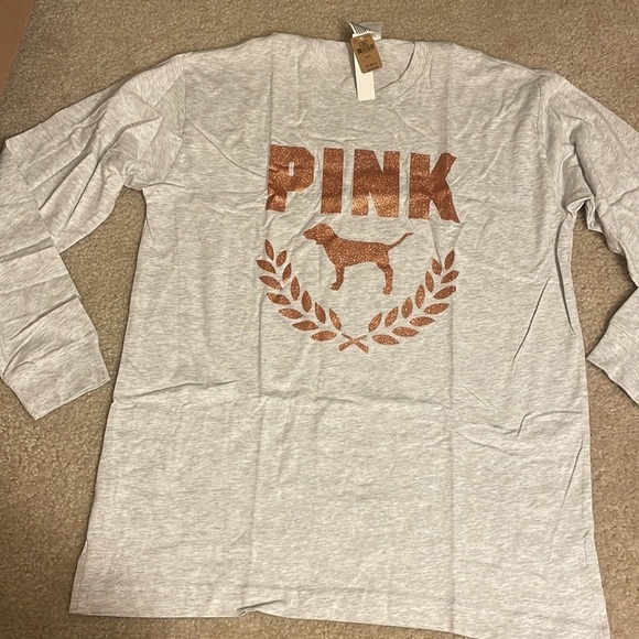 NWT Womens Pink  BY VICTORIA SECRET shirt size S / M Grey with sparkly gold​​​​​ - Picture 4 of 6
